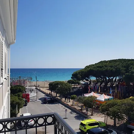 New Exclusive In With Sea View *