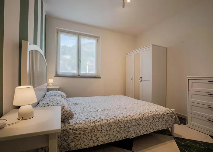 New Exclusive In With Sea View *
